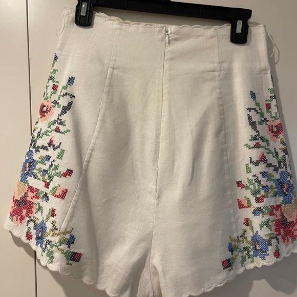 Zimmerman set - Floral Wrap-Around Blouse and Shorts - Picture 11 of 11